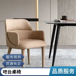 全国订制主题餐厅仿木纹大理石餐桌椅 圆形八人位石英石餐桌