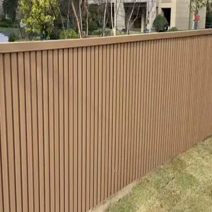 ��ľ��դΧ�����ǰ廧��Ժ��Χǽ����ľɫǳ��ɫ