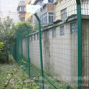 珠海公路护栏网铁丝网围栏折弯护栏网绿色浸塑围栏