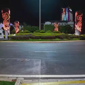 �������������Ͱڷ��ڵ�·���߶��Ƚ��ʺ� �㳡�̵����Ͷ���