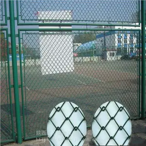 陕西西安体育场护栏网球场护栏勾花护栏运动场围栏网围网生产安装一条龙服务