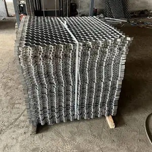 龟甲网生产厂家 耐高温材料内衬六角网 炉窑碳钢龟甲网 不锈钢龟甲网