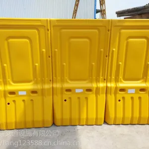 葫芦岛市政工程道路施工1.8米注水围挡批发 防撞桶道路施工塑料水马围挡厂家 安全警示隔离水马围挡
