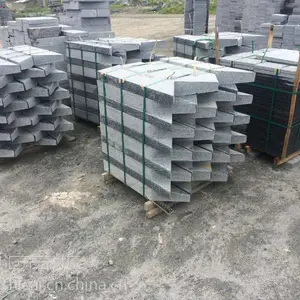 ����ѩ�������ɫ������·��ʯ����ֱ����������