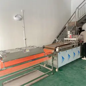 圆形烙馍机 多功能烤鸭饼机 新款智能化烙馍机 万年红机械