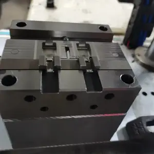 ������ر������ѹע��ģ��