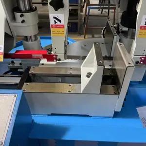 45��б�Ǿ��Ͳ��и��ˮ��ת��б�д��ⴲ�Զ��и����� TBK-4228A