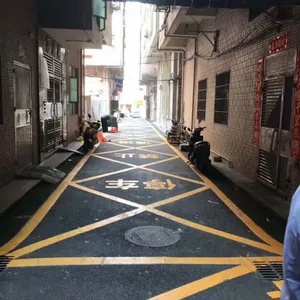龙华停车场划线公司有吗,深圳龙华新区画热熔线哪里有厂家