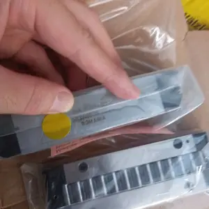 ��Ӧԭװ�����������Ե���ֱ�����HGH25CA���λ���ֱ�ߵ���