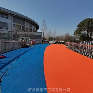��ʩ����͸ˮ��ƺ��ɫ������ ͸ˮ���е���̬���н���