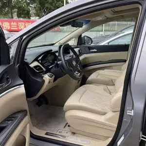 承接婚礼车队 保姆车 旅游车 会议用车 别克商务GL8