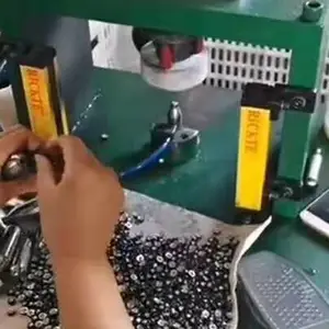 ������̼ �մ�ˮ HST