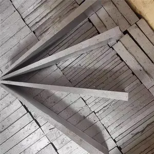 ����ֱ������б�����ֻ�����б������������ƽ���ɵ�������Ƭ