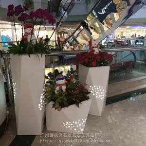 商业广场装饰玻璃钢花钵雕塑 商城景观玻璃钢组合花盆摆件