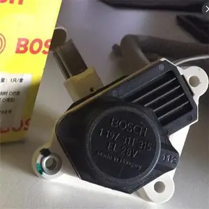 BOSCH发电机调节器 1197311315 博世电机碳刷1197311316 电压28V