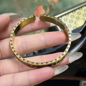 暗夜王者登场!黑金饕餮66克巨链实测——戴上秒变气场收割机