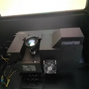 ����Ļƴ����ʾ��ԪͶӰ��DLP-67��ʾ�����