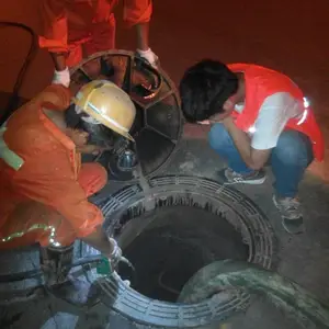 ���ϳ�ɳ����ˮ�� �����ܵ���װ���칤�� ������ˮ�ܵ�������ͨ