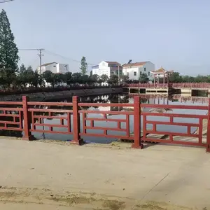 供应1.8米方格型景观河道护栏防护栏杆水泥仿木纹护栏
