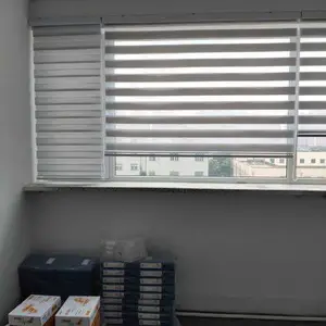 ��Ӧ�칫�����ܴ�ֱ��ȫ�ڹⴰ��