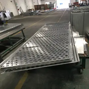 厦门海峡交易中心屋顶外墙屋檐铝板 门头2.5厚氟碳冲孔异形铝单板