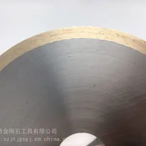 ��ѧ��������ר�� ���ʯ�����и�Ƭ ���ʯ��Ƭ�����з�С���ߺõ��ص�