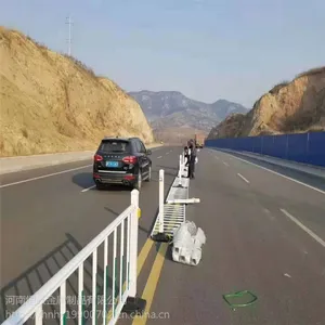 ���ϳ���ֱ������������·���� ���е�·п�ֻ��� ��·��ͨ��������