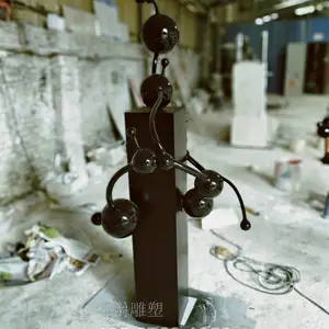 特殊造型抽像铁雕 曲线优美雕塑 可定制各种形状