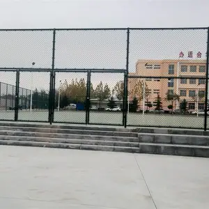 体育馆软围网 洛阳市运动场围栏 球场隔离栅批发厂家