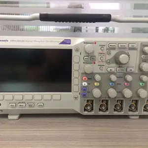 现金回收二手泰克Tektronix DPO2024B荧光示波器