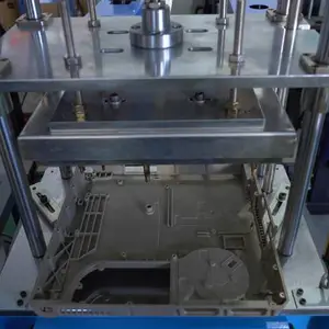 �����������μ����ۺ��ӻ����� ����Ӧ