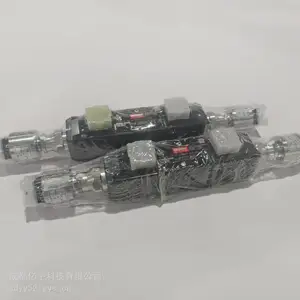 VICKERS威格士DG4V-3-2C-M-S9D2-U-H7-60电磁方向阀 24VDC线圈 高压液压阀