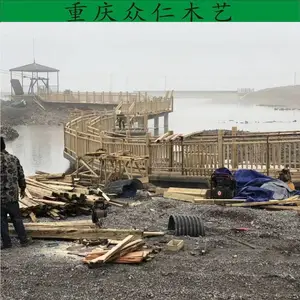 内江户外樟子松地板 防腐木弧形花架 防腐木栏杆批发 众仁木艺