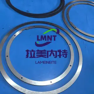 ��С����������ļ�϶�������ա����졢�����豸�Ĺ����