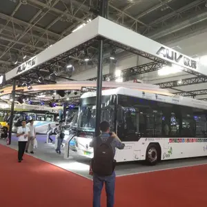 �����±���չ������ �нӱ�̯� ��װչ������