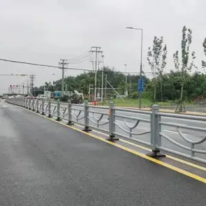 市政护栏厂家直供 锌钢材质城市交通护栏 防护栏工程配套