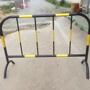 佛山厂家直销施工活动分道铁马市政反光黄黑铁围栏道路临时移动栏