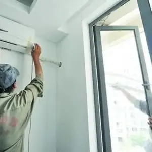 ������ͷ������ƽ���յ��ƻ��绰