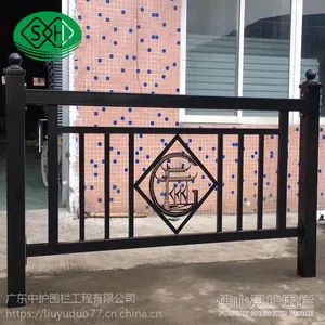 广东新型市政护栏厂 马路两旁护栏人行街道安全防护栏杆定制