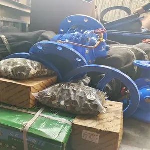 云南省德宏州法兰可曲绕橡胶软连接双限位伸缩节法兰橡胶软接头