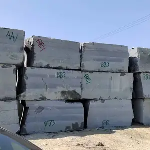 ����ѩ�������ɫ������·��ʯ����ֱ����������