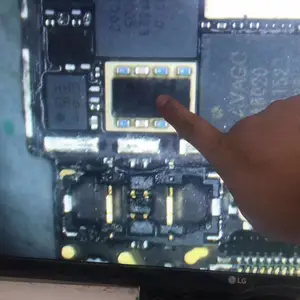 ƻ���ʼǱ�Ӳ�����ݻָ� macbook Pro Air������ Ӳ���޸�