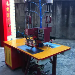 钢铭机械10-12KW油压服装TPU压花高周波熔接电压机 服装字母纹案压花机