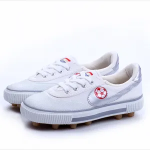 �����˶�Ь����ɫ��