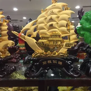������ҵ��ɫ�����ڼ� ��ʵľ��������Ʒ