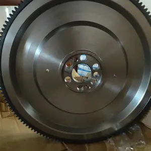 Ϋ���ϲ�������Ұ����˹�����ʮ�峤����ɣ���������ֳ�Ȧ�ܳ�
