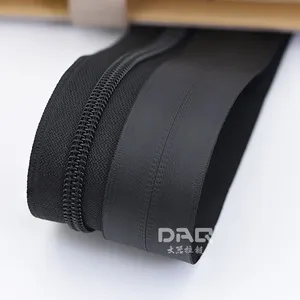 DAQ大器拉链品牌:3#5#韩版尼龙防水拉链定制