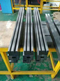 广东省折弯机非标成型门框门扇模具精密模具,林业破碎机锤头,刀片品顶制造