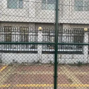 ��԰������ѧУ�ٳ�������Χ��������