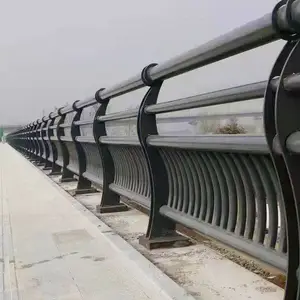 ���ɹ��˰������������������Ҿ��۵�·�������̷�ײ����